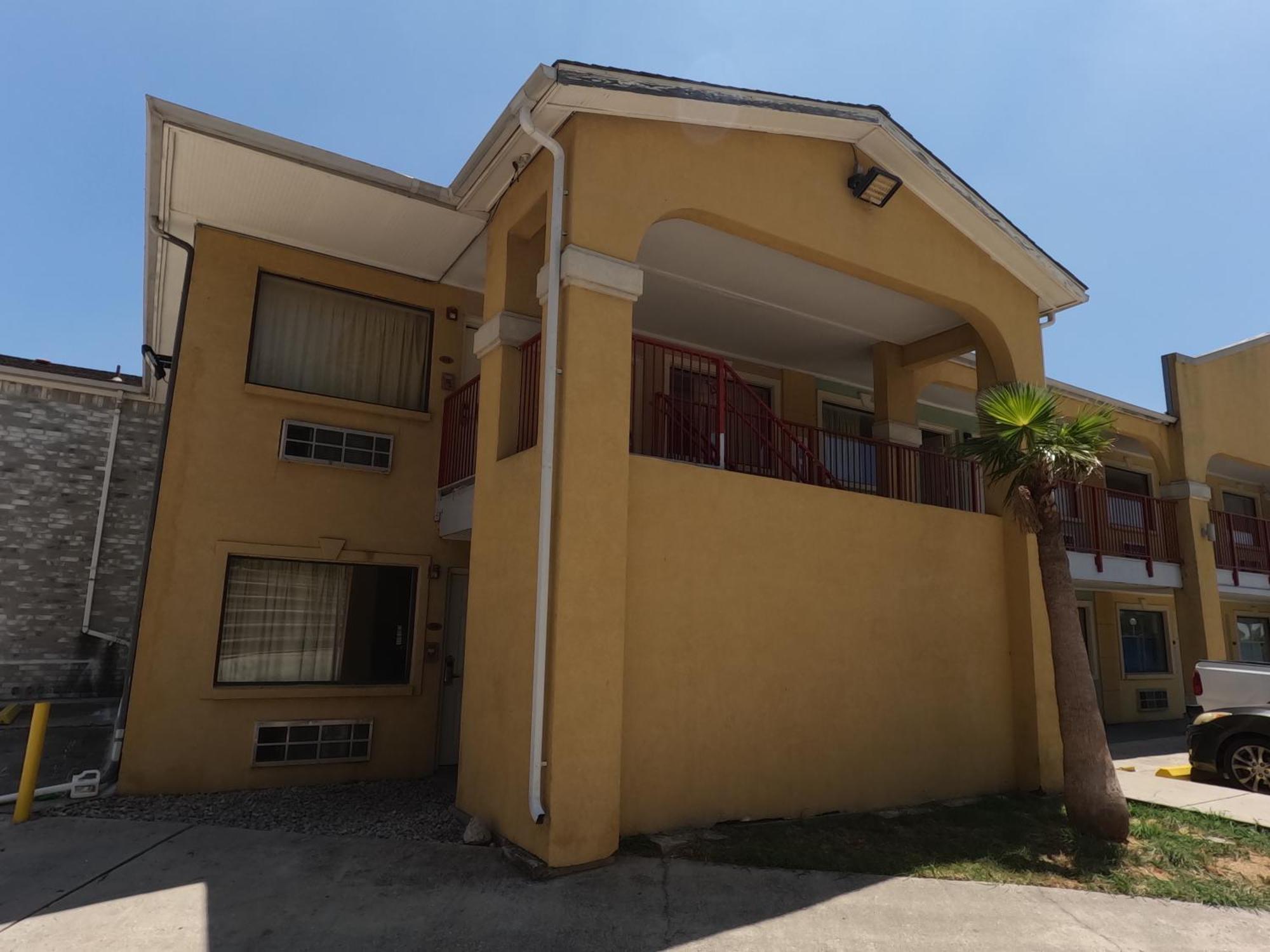 Econo Lodge Inn & Suites Downtown Northeast Near Fort Sam Houston San Antonio Esterno foto