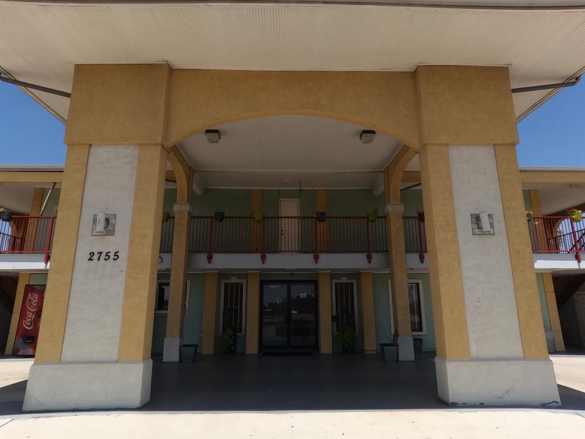 Econo Lodge Inn & Suites Downtown Northeast Near Fort Sam Houston San Antonio Esterno foto